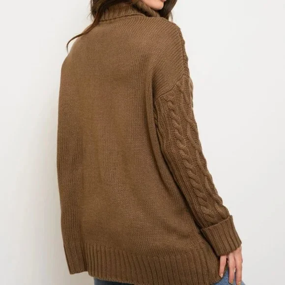 WOMEN'S LONG SLEEVE KNIT TURTLE NECK POCKETS SWEAT - Picture 2 of 4